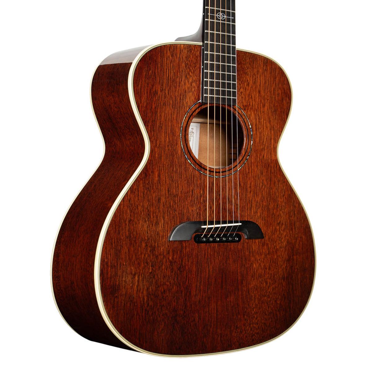 Alvarez Yairi FYM66HD Masterworks Folk/OM Honduran Mahogany Acoustic Guitar