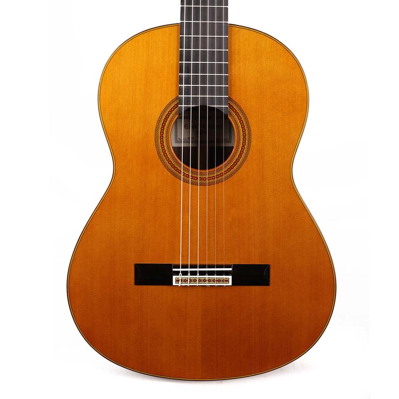 Yamaha GC32C Classical Nylon String Guitar Natural