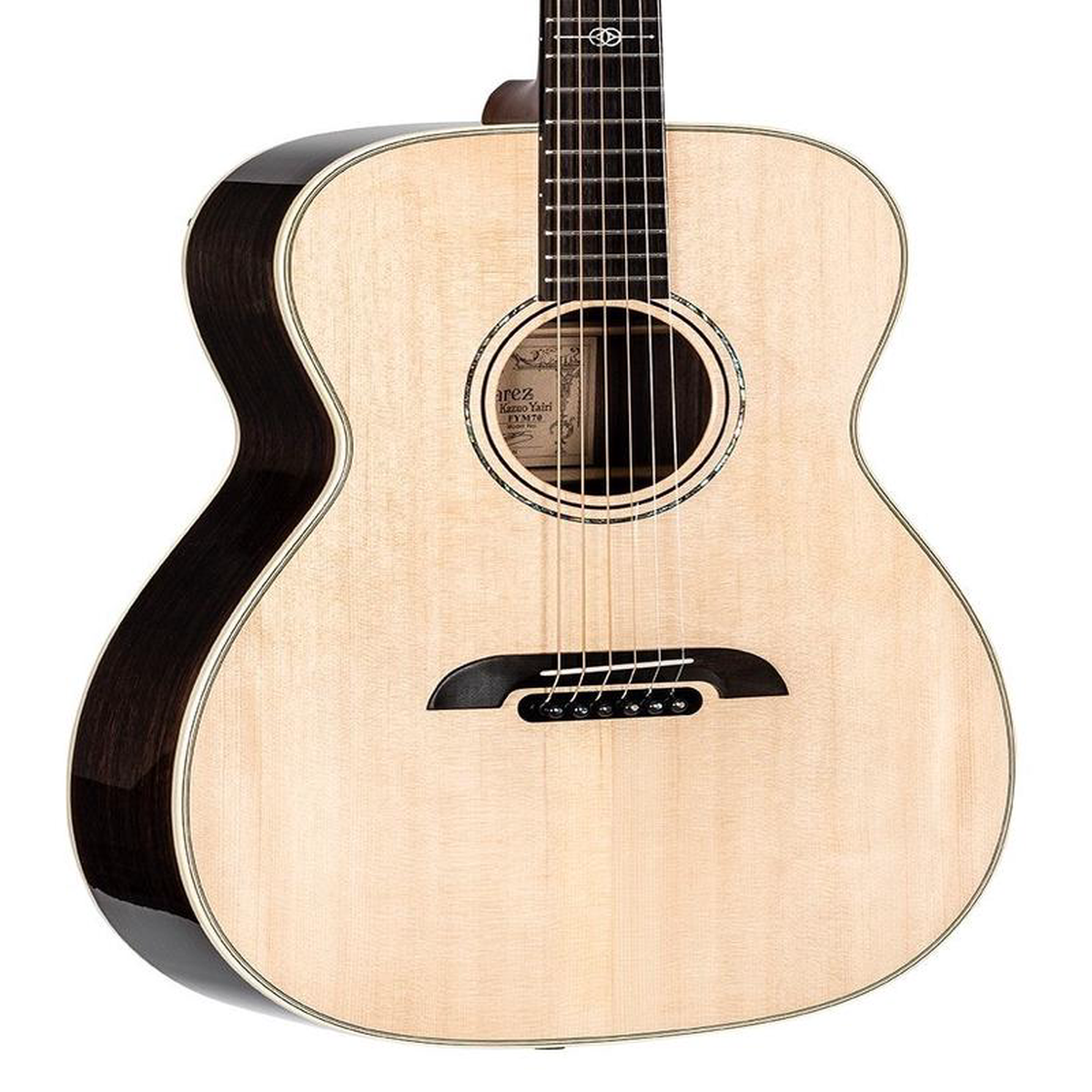 Alvarez Yairi Series FYM70 SpruceRosewood OM Acoustic Guitar