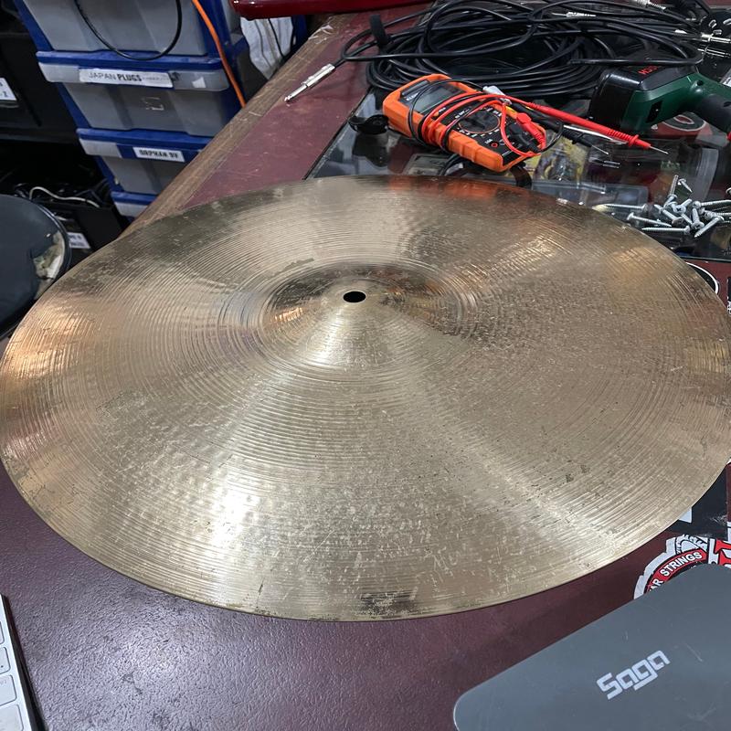Zildjian - Avedis 20 ride