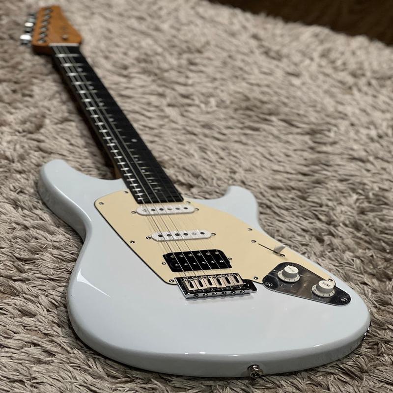 Aguda Jerry King Studio in Sonic Blue