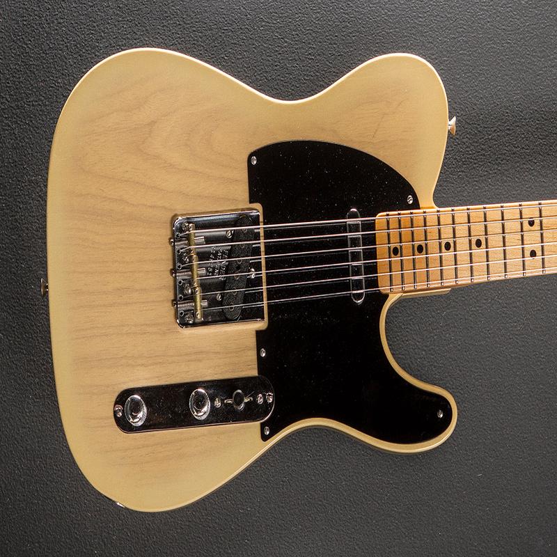 1950 Deluxe Closet Classic Double Esquire